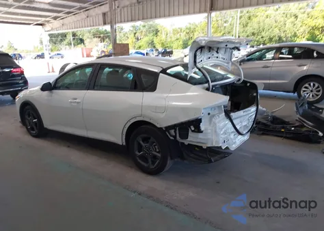 2025 Kia K4 Lxs from USA, damaged, VIN 3KPFT4DE9SE155316